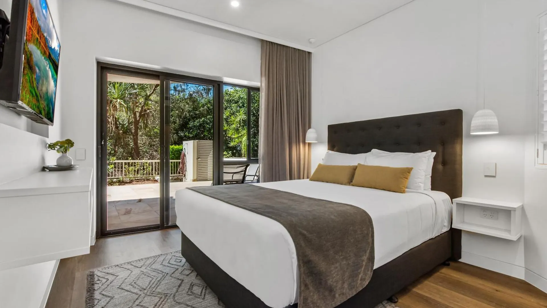 Mirra Chana Mooloolaba Australia
